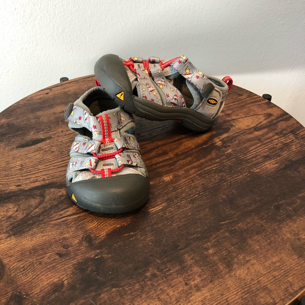 KEEN Newport Sandals Toddler size 6